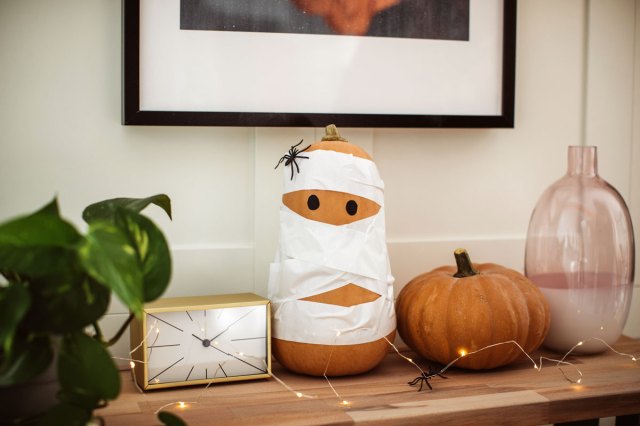 An image of Halloween decorations on a table