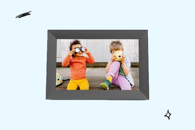 An image of a black Aura Carver Digital Picture Frame