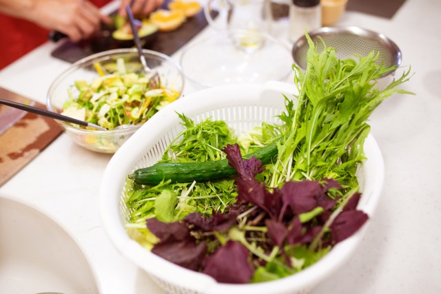 An image of a bowl of mizuna