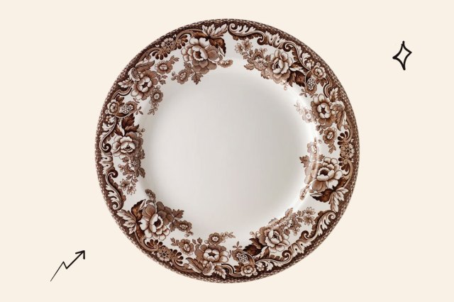 A photo of Spode Delamere plate