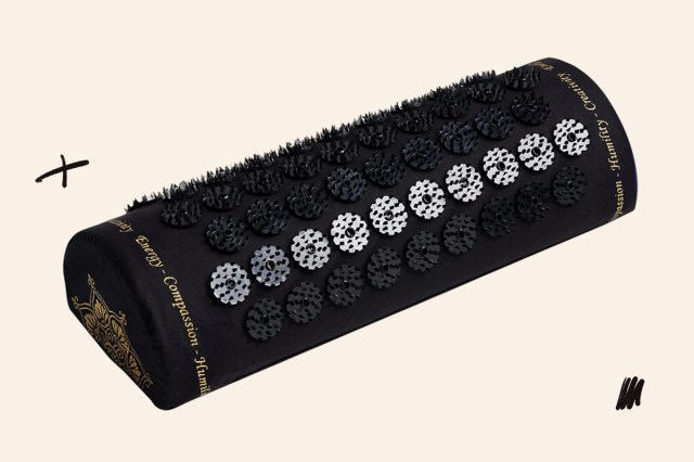 An image of the Shakti Mat acupressure pillow